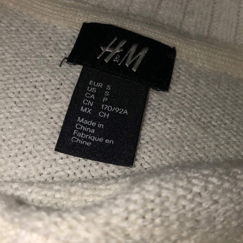 Good condition. Size S - Picture 2 of 3